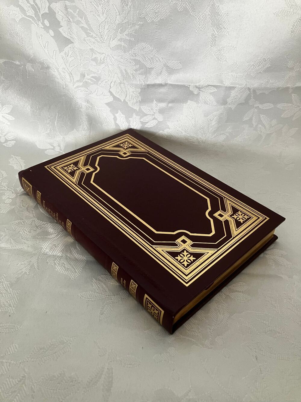 Robert H Schuller Believe in the God Who Believes in You 1991 Leather Hardcover